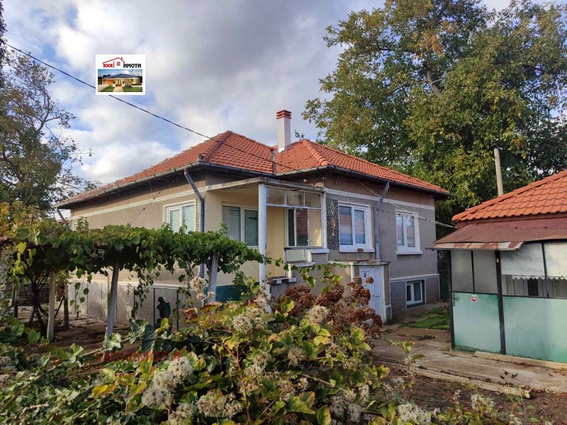 Продава КЪЩА, с. Захари Стояново, област Добрич