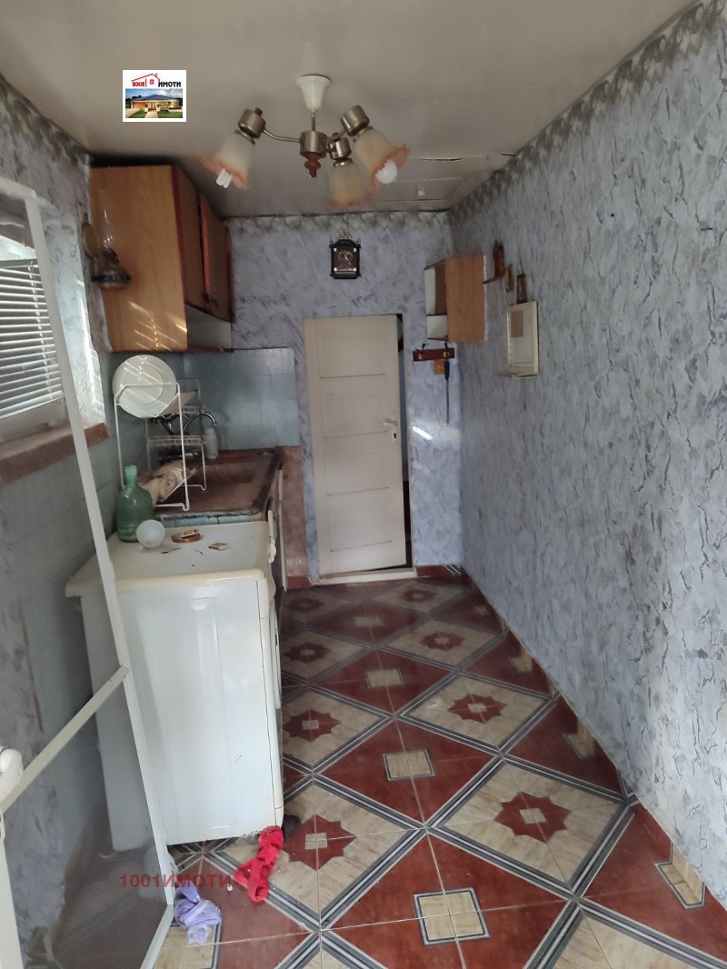 Продава КЪЩА, с. Захари Стояново, област Добрич, снимка 13 - Къщи - 47493843