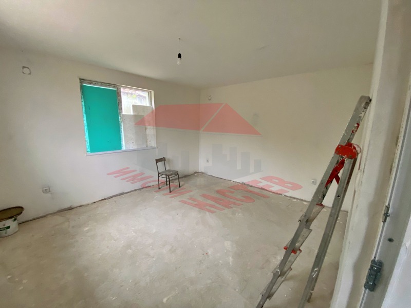 Продава КЪЩА, гр. Шумен, Куршун чешма, снимка 3 - Къщи - 52360387