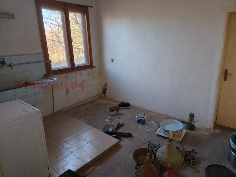 Продава КЪЩА, с. Блатец, област Сливен, снимка 13 - Къщи - 53289565