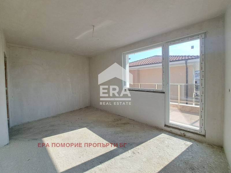 Продава КЪЩА, гр. Поморие, област Бургас, снимка 5 - Къщи - 53765792