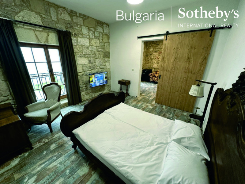 Продава ХОТЕЛ, с. Българево, област Добрич, снимка 12 - Хотели - 53073831