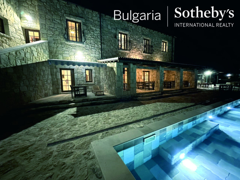 Продава ХОТЕЛ, с. Българево, област Добрич, снимка 17 - Хотели - 53073831