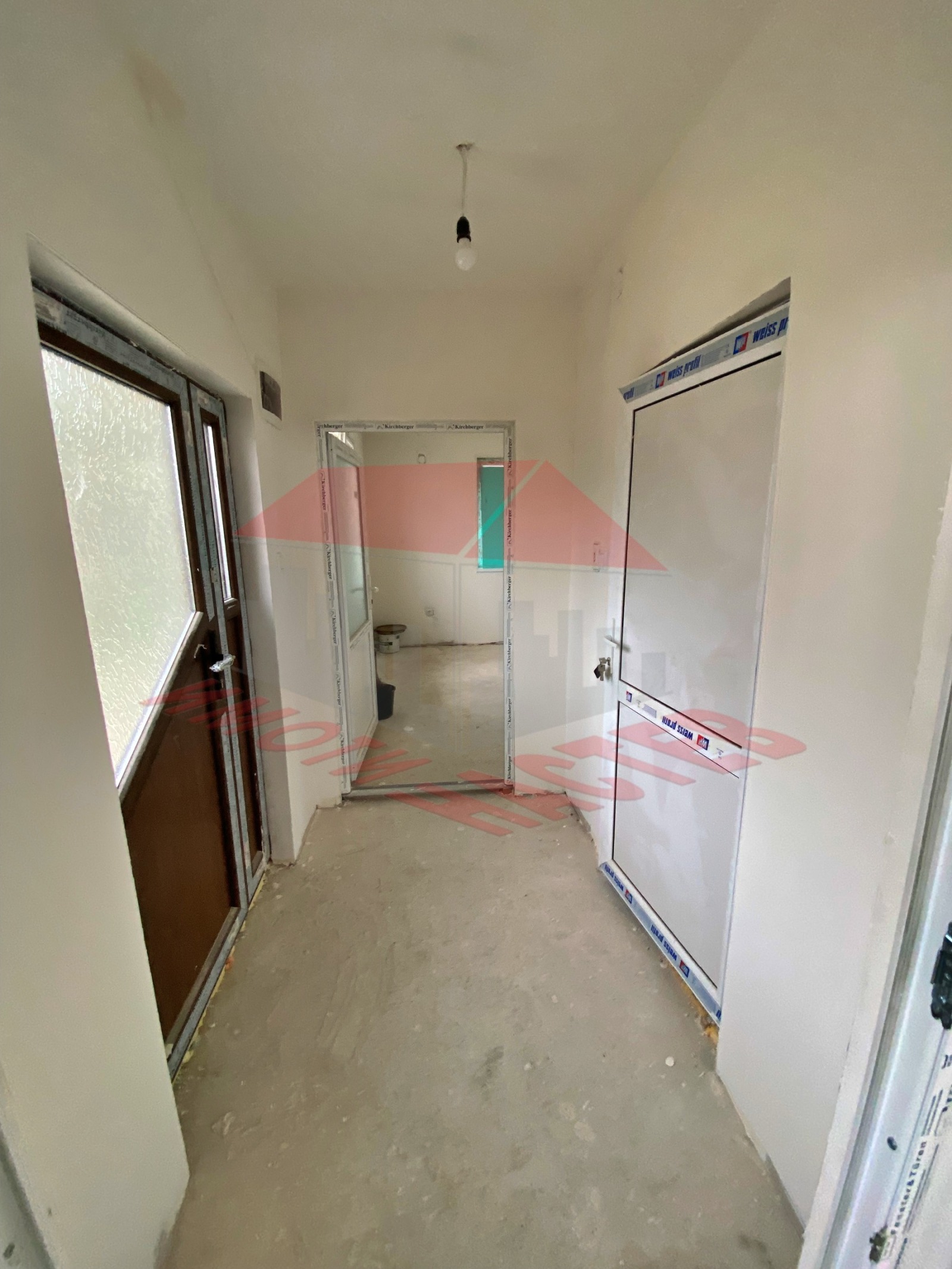 Продава КЪЩА, гр. Шумен, Куршун чешма, снимка 2 - Къщи - 52360387