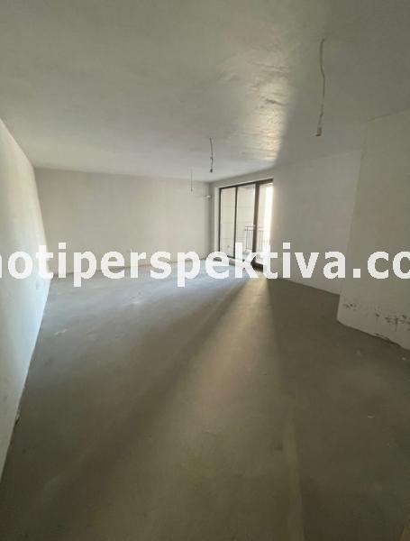 Til salgs  Studio Plovdiv , Karsjijaka , 61 kvm | 37263356