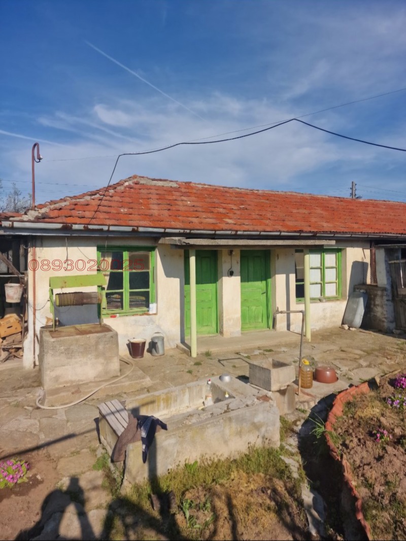 Продава КЪЩА, с. Константиново, област Хасково, снимка 2 - Къщи - 52805275