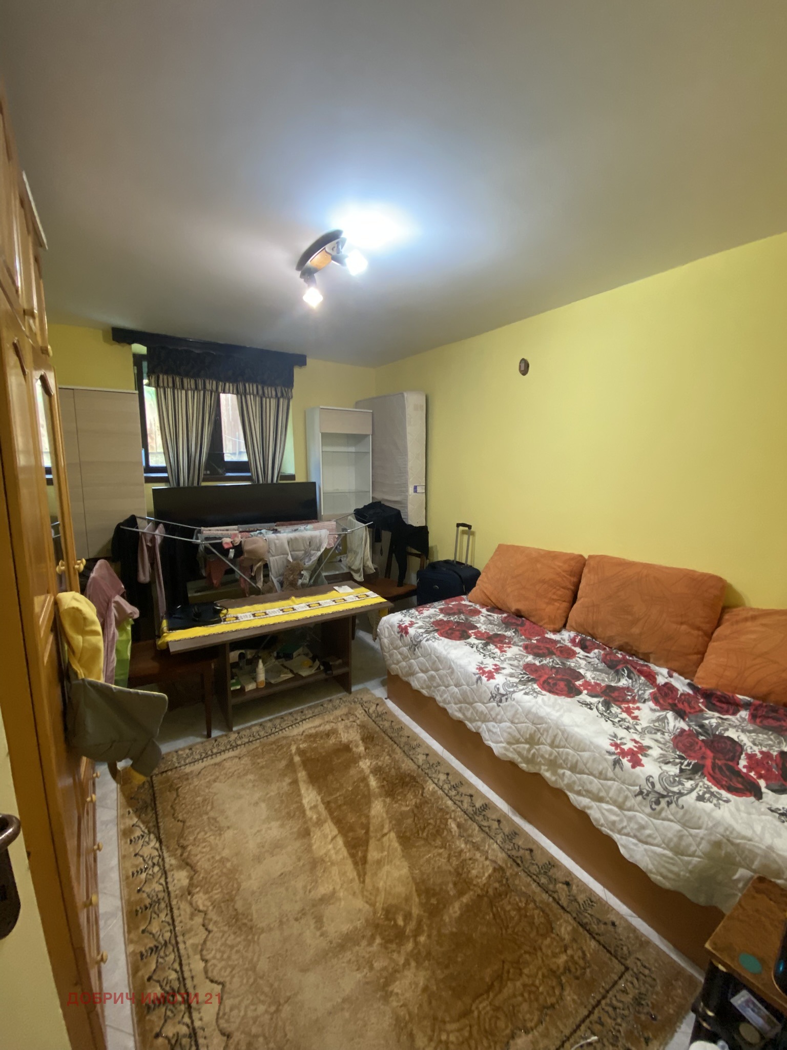 Продава ЕТАЖ ОТ КЪЩА, гр. Добрич, Център, снимка 2 - Етаж от къща - 54876509