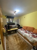 Продава ЕТАЖ ОТ КЪЩА, гр. Добрич, Център, снимка 2