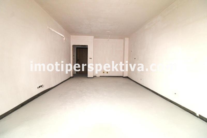 Продава 2-СТАЕН, гр. Пловдив, Кючук Париж, снимка 2 - Апартаменти - 53111132