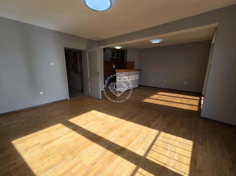 Продава 2-СТАЕН, гр. Варна, Зимно кино Тракия, снимка 2 - Апартаменти - 53536051