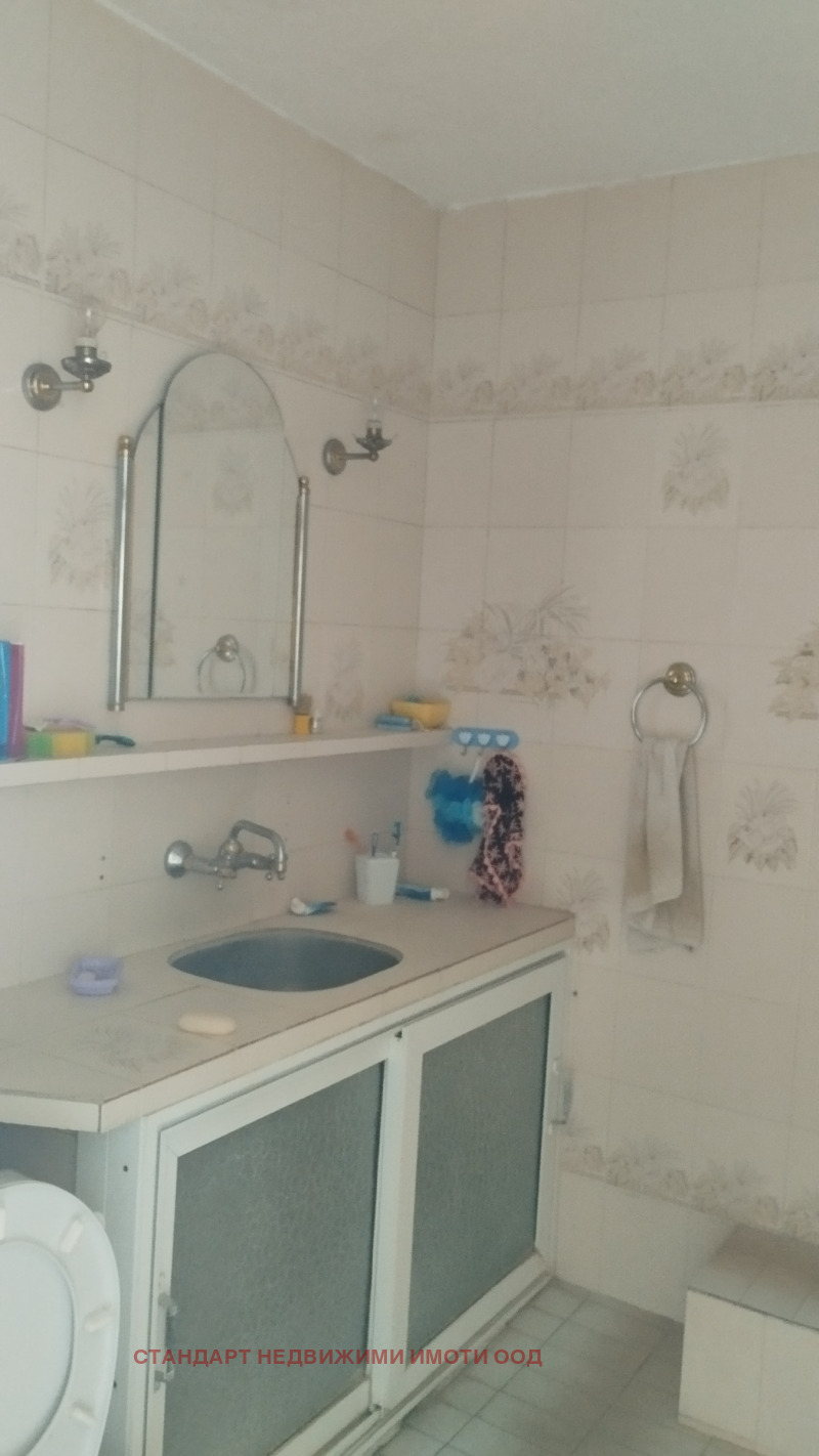En venta  2 dormitorios Plovdiv , Tsentar , 98 metros cuadrados | 49031988 - imagen [12]