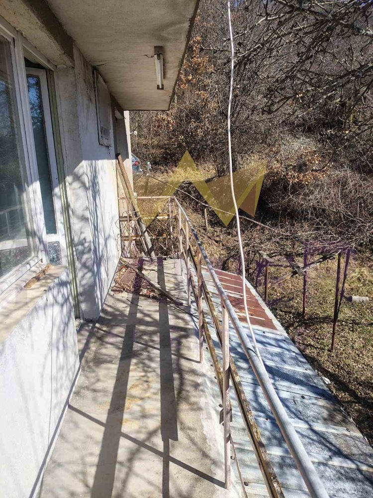 Продава КЪЩА, гр. Трън, област Перник, снимка 15 - Къщи - 54118822