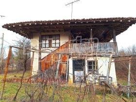 Haus Tschakali, region Weliko Tarnowo 1