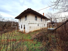 Haus Tschakali, region Weliko Tarnowo 10