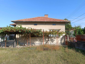Hus Rakita, region Pleven