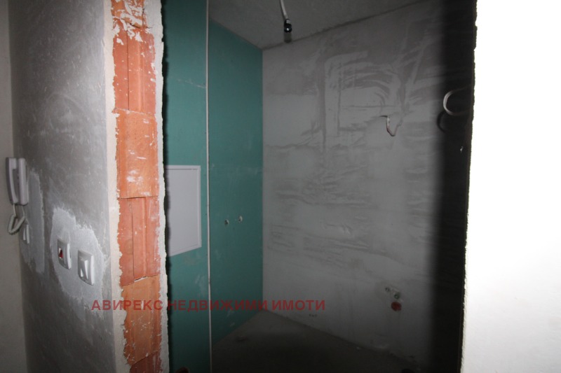Eladó  Stúdió Plovdiv , Gagarin , 35 négyzetméter | 52296741 - kép [6]
