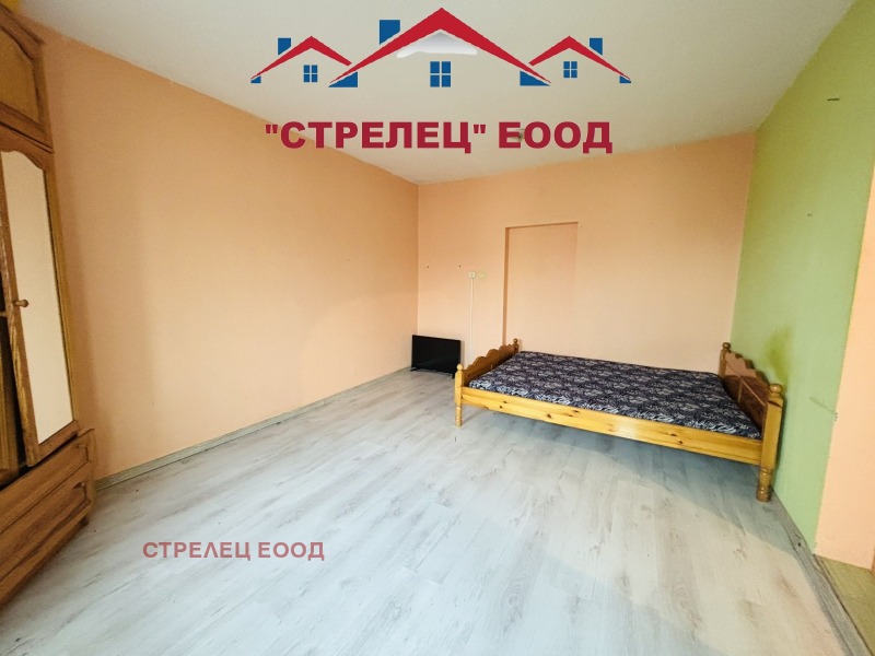 Продава 1-СТАЕН, град Добрич, Център • 73000 лв. / 37324.31 € • 90993875 1