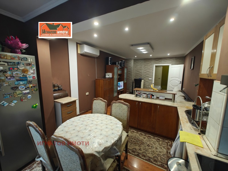 Продава 3-СТАЕН, гр. Пазарджик, Изток, снимка 9 - Апартаменти - 53314357