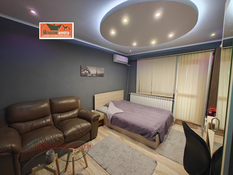 Продава 3-СТАЕН, гр. Пазарджик, Изток, снимка 2 - Апартаменти - 53314357