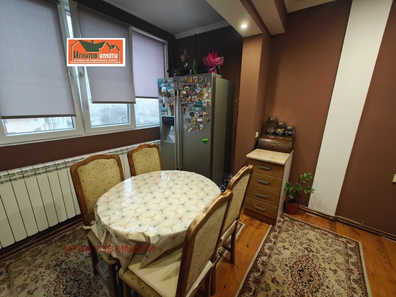 Продава 3-СТАЕН, гр. Пазарджик, Изток, снимка 8 - Апартаменти - 53314357