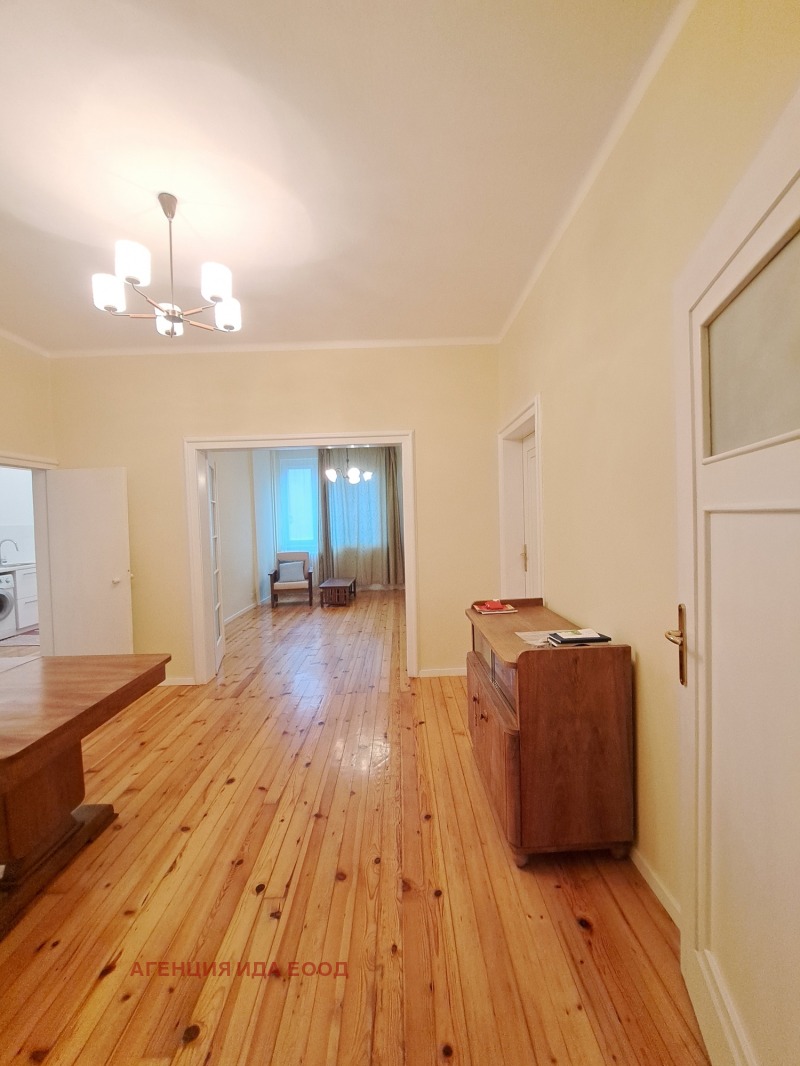 En venta  3 dormitorios Sofia , Tsentar , 116 metros cuadrados | 19729449 - imagen [2]