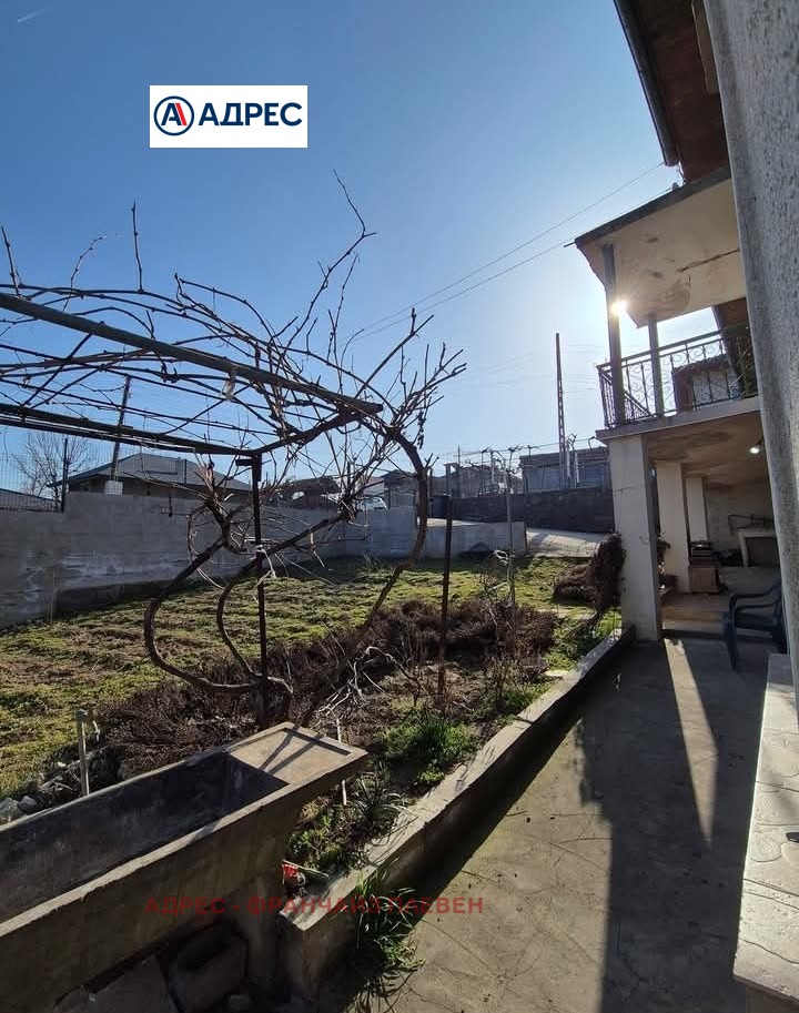 Продава КЪЩА, с. Гривица, област Плевен, снимка 17 - Къщи - 56719877