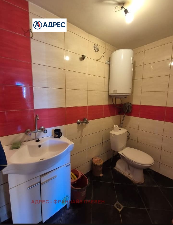 Продава КЪЩА, с. Гривица, област Плевен, снимка 14 - Къщи - 56719877