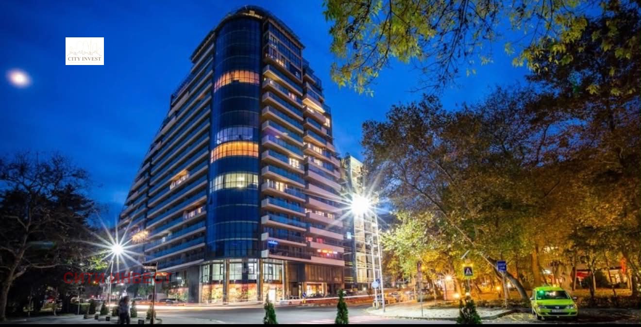 Продава  2-стаен град Бургас , Лазур , 70 кв.м | 55810150