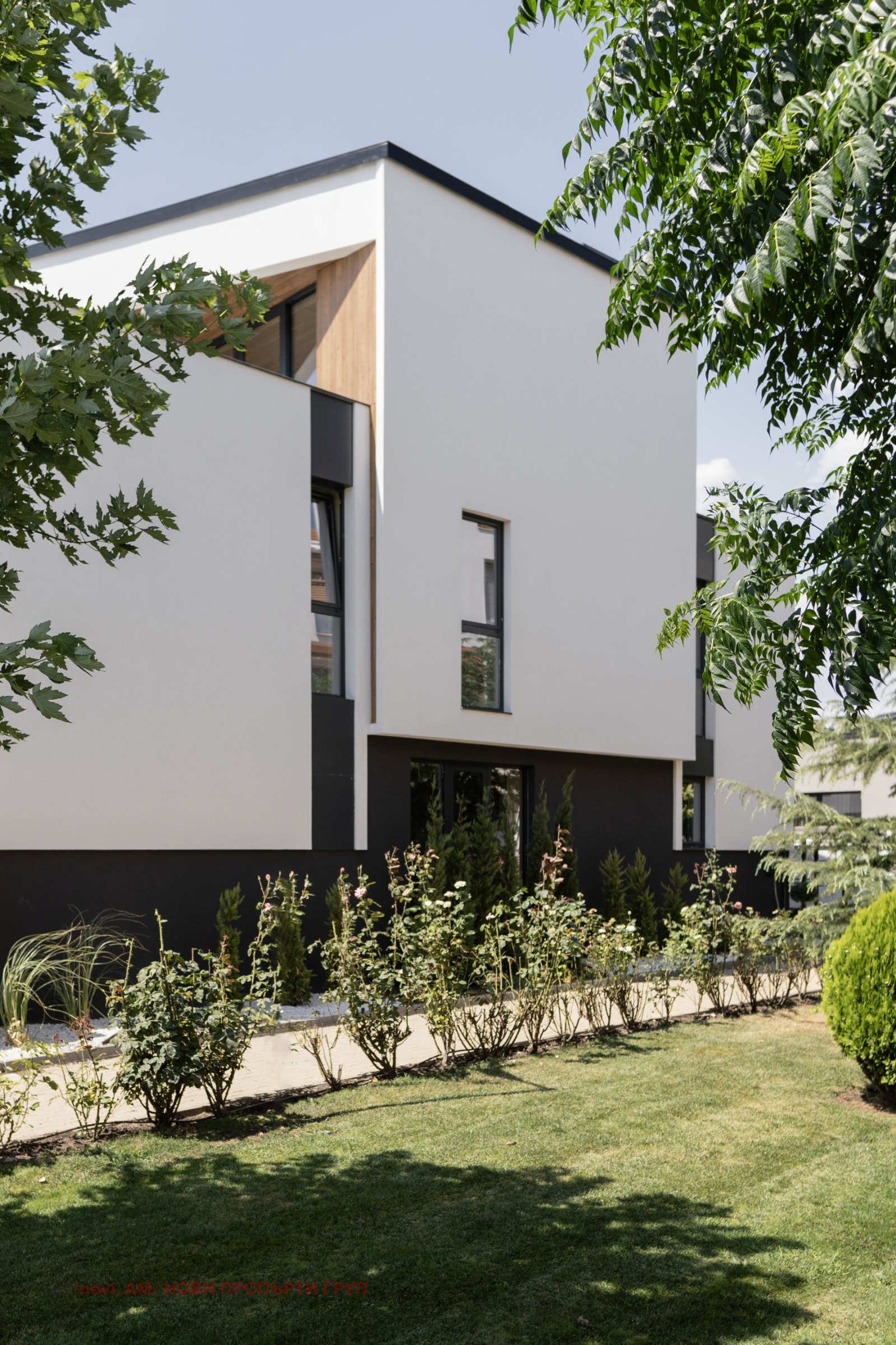 Продава КЪЩА, гр. Бургас, Сарафово, снимка 4 - Къщи - 55456962