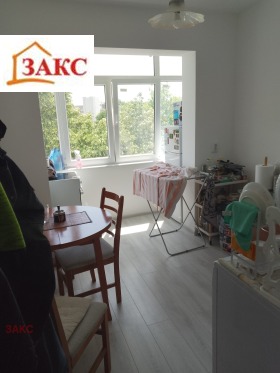 1 Schlafzimmer Zentar, Kardschali