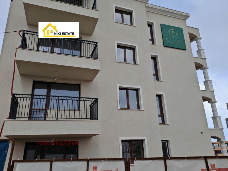 Продава  2-стаен град Варна , к.к. Св.Св. Константин и Елена , 62 кв.м | 49242438