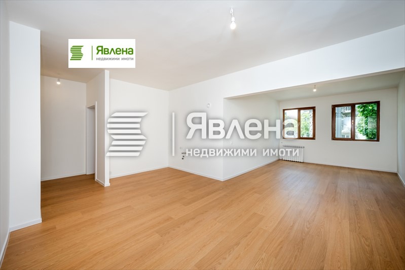 Продава 3-СТАЕН, гр. София, Център