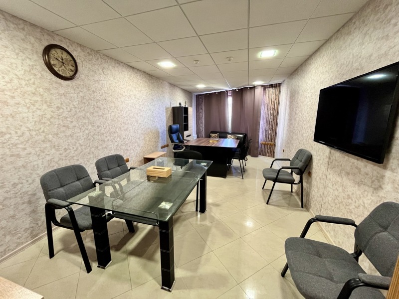 Продава  Офис град Хасково , Център , 38 кв.м | 91572166