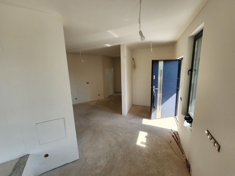 De vânzare  Casa Sofia , v.z.Vrana - German , 280 mp | 18199060 - imagine [4]