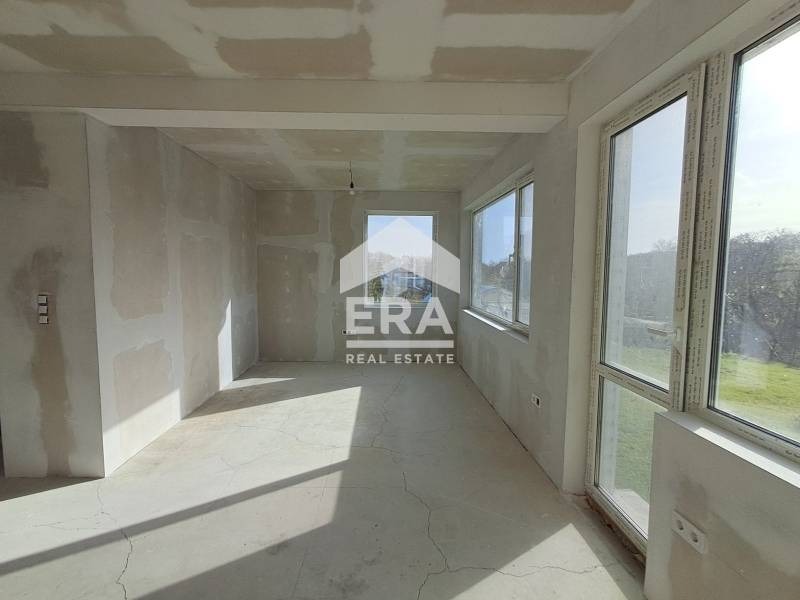 Продава КЪЩА, гр. Варна, м-т Ракитника, снимка 9 - Къщи - 53279330