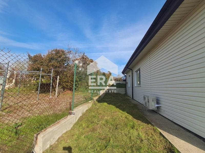 Продава КЪЩА, гр. Варна, м-т Ракитника, снимка 16 - Къщи - 53279330