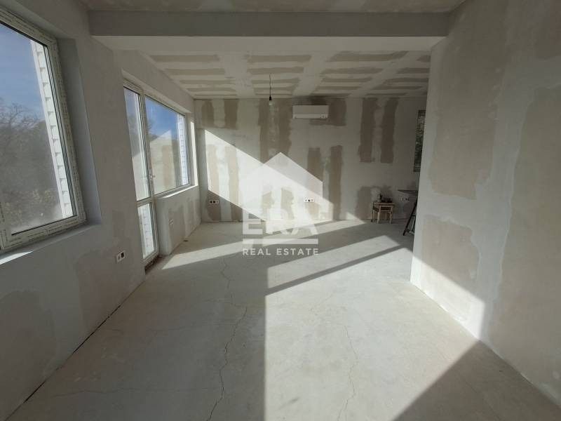 Продава КЪЩА, гр. Варна, м-т Ракитника, снимка 12 - Къщи - 53279330