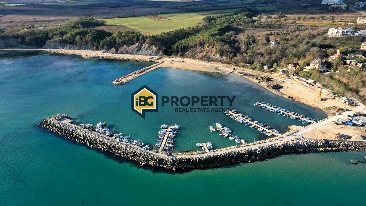 Продава ПАРЦЕЛ, гр. Бяла, област Варна