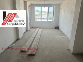 2 slaapkamers Vazrozjdentsi, Kardzjali