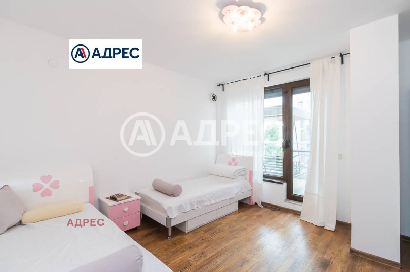 En venta  2 dormitorios Varna , k.k. Sv.Sv. Konstantin i Elena , 155 metros cuadrados | 17350165 - imagen [9]