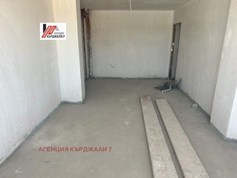 Te koop  2 slaapkamers Kardzjali , Vazrozjdentsi , 85 m² | 19359751 - afbeelding [3]