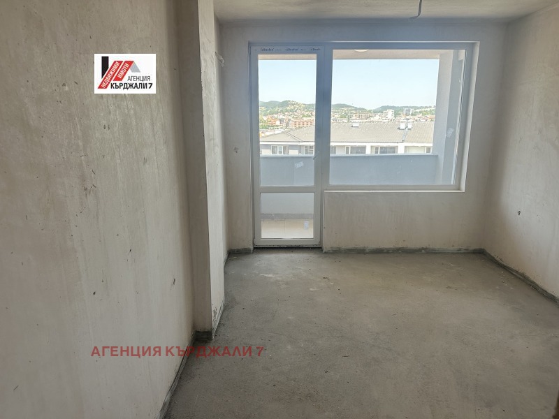 Te koop  2 slaapkamers Kardzjali , Vazrozjdentsi , 85 m² | 19359751 - afbeelding [4]