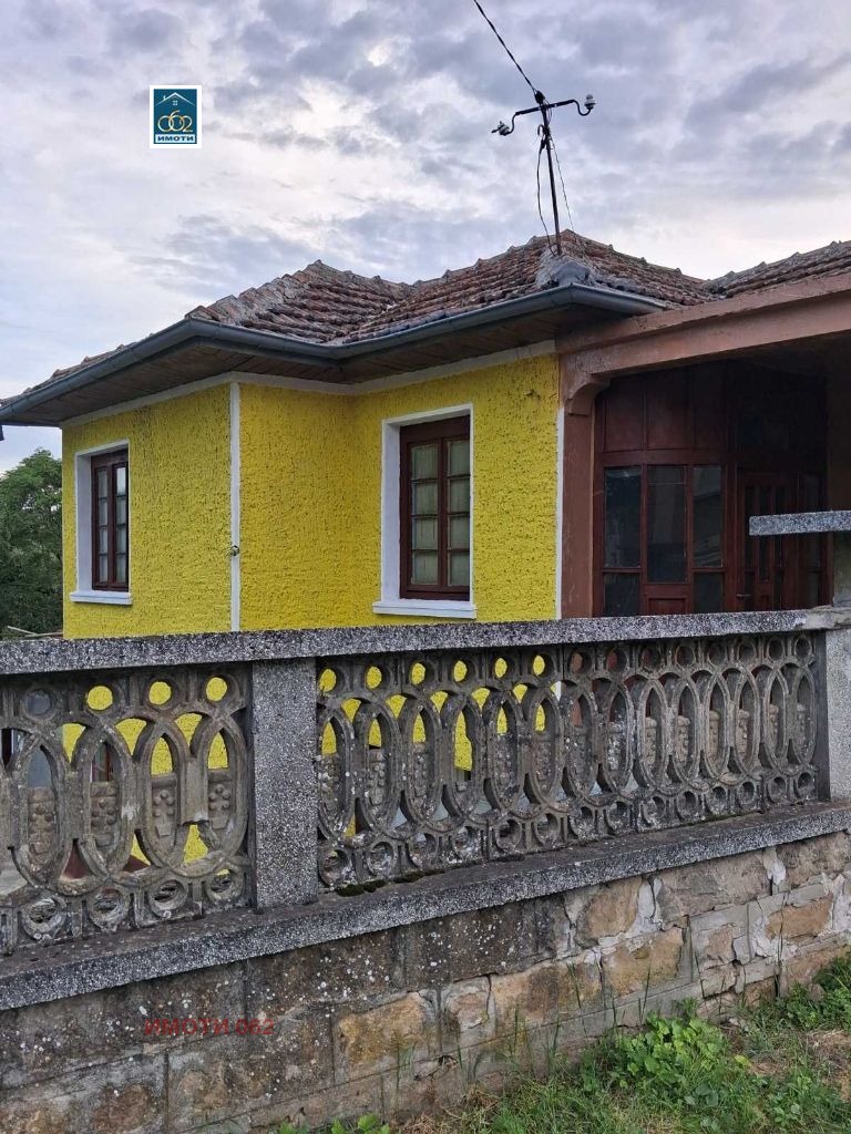 Продава КЪЩА, с. Добри дял, област Велико Търново, снимка 3 - Къщи - 55171066