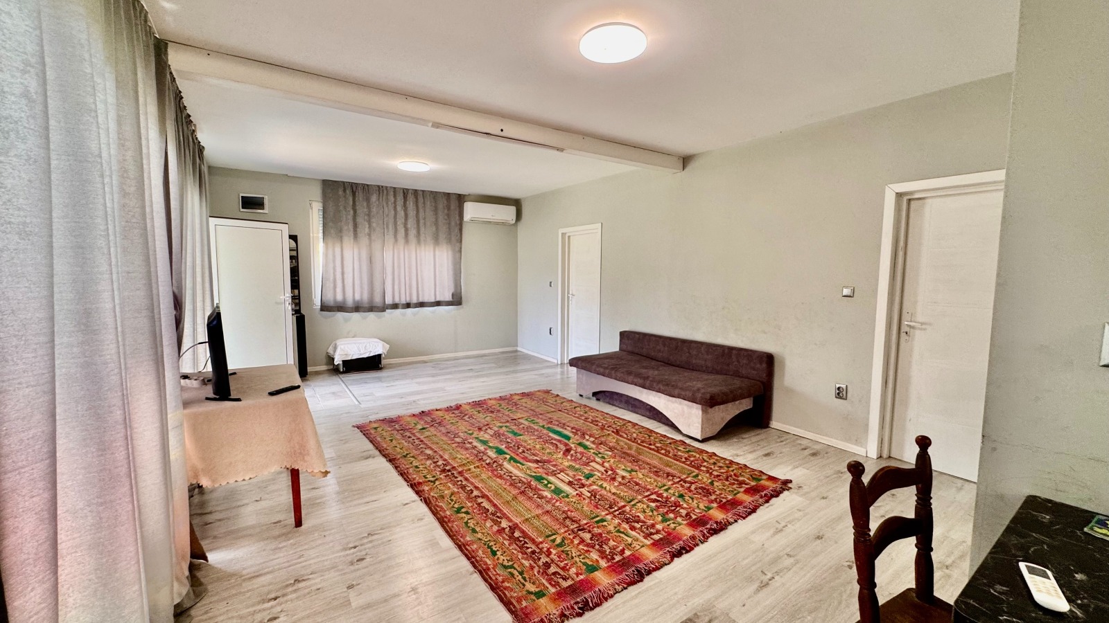 Продава КЪЩА, гр. Добрич, Рилци, снимка 2 - Къщи - 51660761