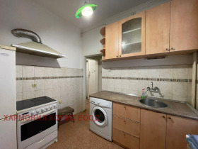 3 bedroom Tsentar, Sofia 10