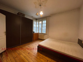 3 bedroom Tsentar, Sofia 12