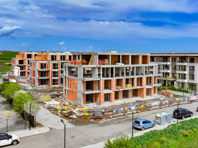 Продава  2-стаен град Бургас , Сарафово , 61 кв.м | 11525573