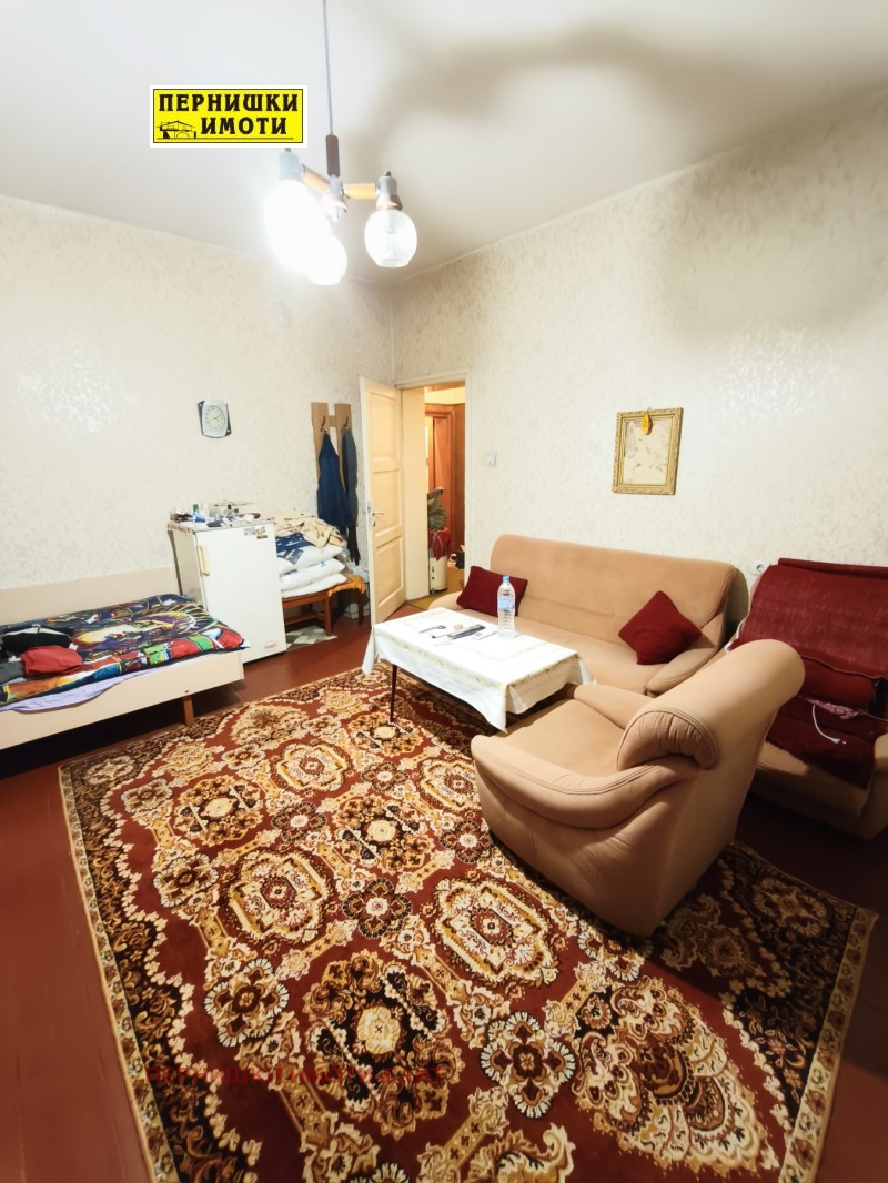 Продава 2-СТАЕН, гр. Перник, Център