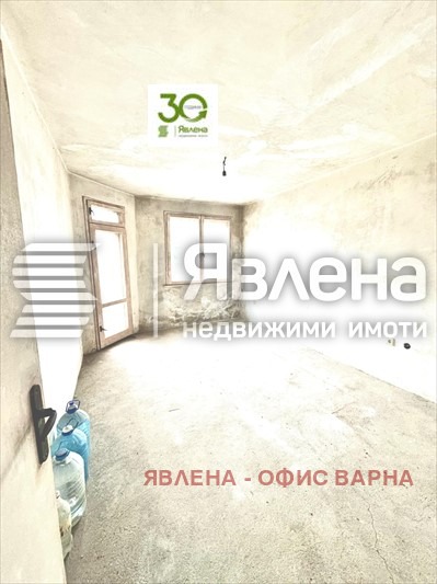 Продава 4-СТАЕН, гр. Варна, Център, снимка 4 - Aпартаменти - 49186261