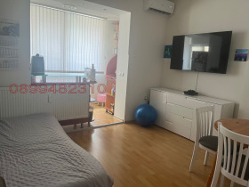 1 makuuhuone Idealen tsentar, Pleven